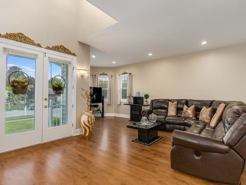 Tiny photo for 101 Bell Court, Oswego, IL 60543 (MLS # 12573583)