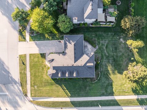 Tiny photo for 101 Bell Court, Oswego, IL 60543 (MLS # 12573583)