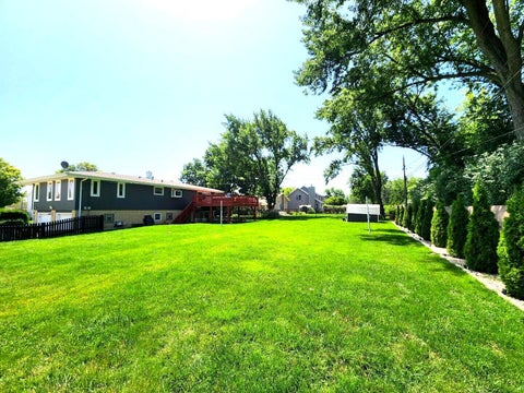 Tiny photo for 560 Lincoln Street, Roselle, IL 60172 (MLS # 12690114)