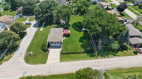 Tiny photo for 560 Lincoln Street, Roselle, IL 60172 (MLS # 12690114)