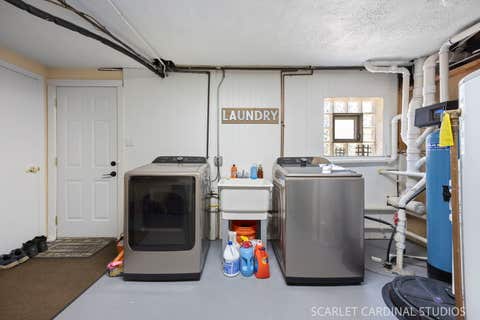Tiny photo for 560 Lincoln Street, Roselle, IL 60172 (MLS # 12690114)