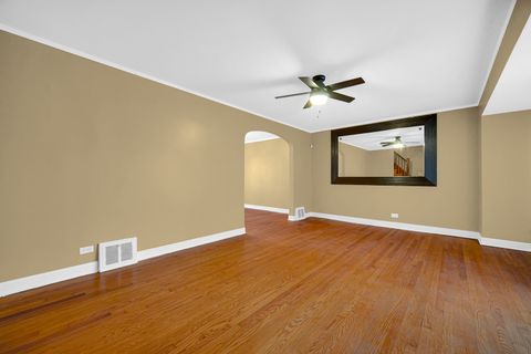 Tiny photo for 10626 S Prairie Avenue, Chicago, IL 60628 (MLS # 12514890)