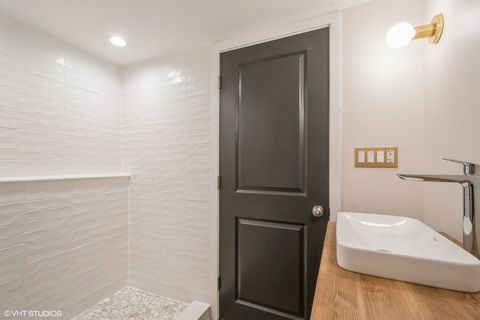 Tiny photo for 5151 W Winona Street, Chicago, IL 60630 (MLS # 12490732)