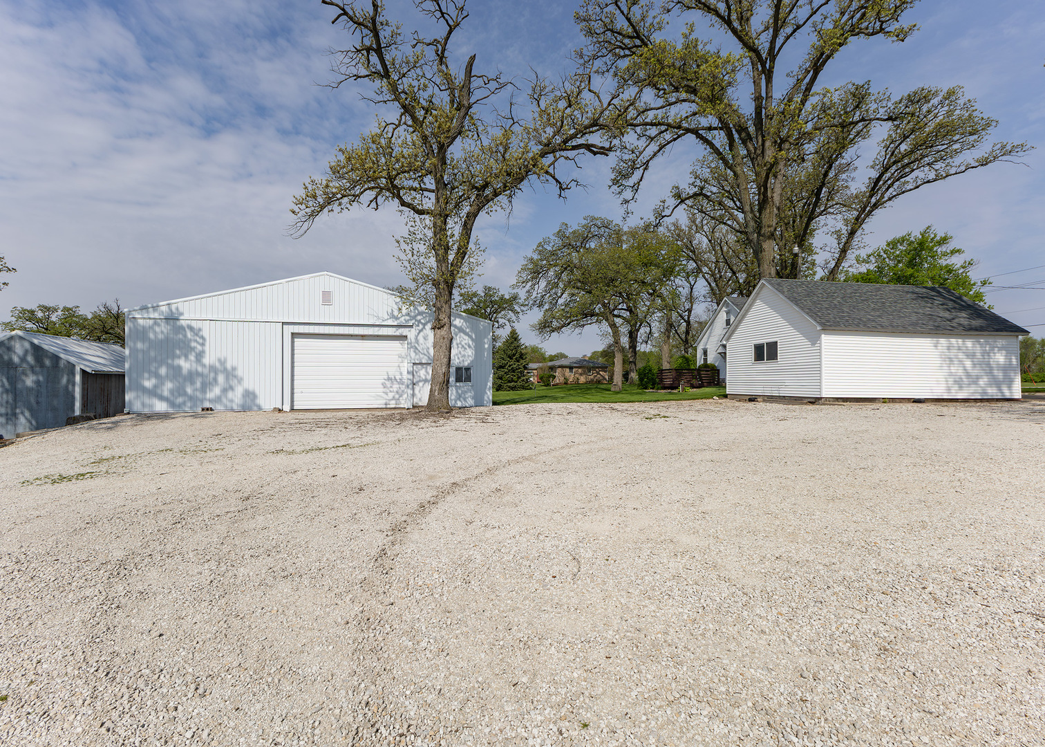 8367 Wolf Road