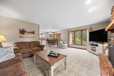 Tiny photo for 124 N 350 W, Valparaiso, IN 46385 (MLS # 12484449)