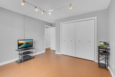Tiny photo for 659 S Des Plaines River Road #2A, Des Plaines, IL 60016 (MLS # 12625462)