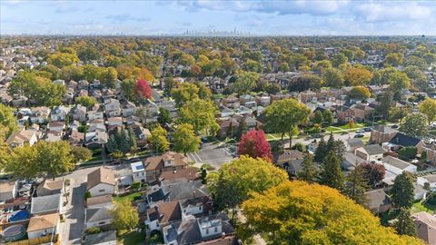 Tiny photo for 3047 N 79th Avenue, Elmwood Park, IL 60707 (MLS # 12522552)