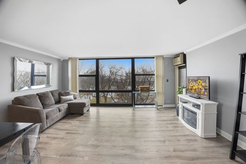 Tiny photo for 2605 S Indiana Avenue #302, Chicago, IL 60616 (MLS # 12608656)