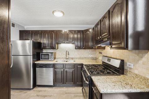 Tiny photo for 2605 S Indiana Avenue #302, Chicago, IL 60616 (MLS # 12608656)