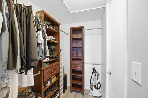 Tiny photo for 2605 S Indiana Avenue #302, Chicago, IL 60616 (MLS # 12608656)