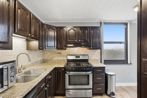 Tiny photo for 2605 S Indiana Avenue #302, Chicago, IL 60616 (MLS # 12608656)
