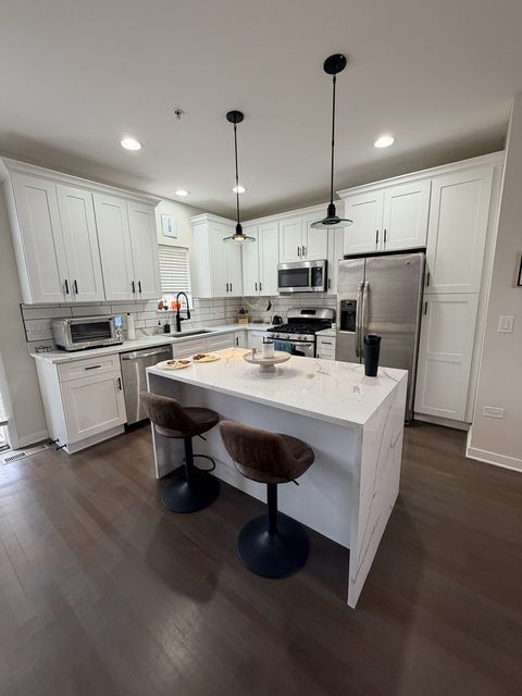 Tiny photo for 2323 S Wabash Avenue #14, Chicago, IL 60616 (MLS # 12639701)