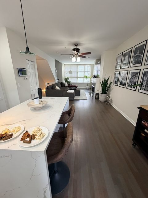 Tiny photo for 2323 S Wabash Avenue #14, Chicago, IL 60616 (MLS # 12639701)