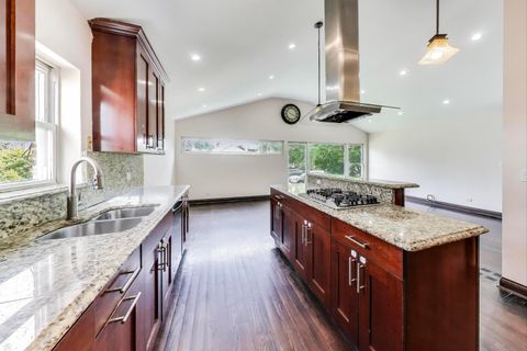 Tiny photo for 6544 N Albany Avenue, Chicago, IL 60645 (MLS # 12600222)