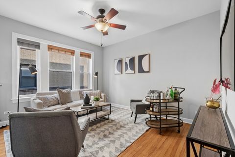 Tiny photo for 4638 N Albany Avenue #1E, Chicago, IL 60625 (MLS # 12555210)
