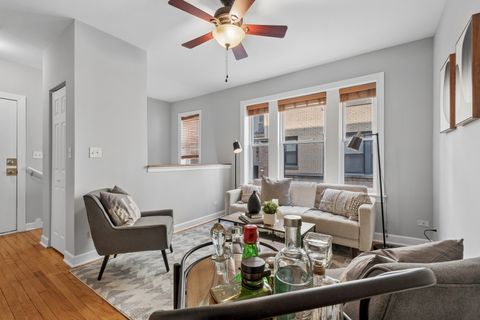 Tiny photo for 4638 N Albany Avenue #1E, Chicago, IL 60625 (MLS # 12555210)