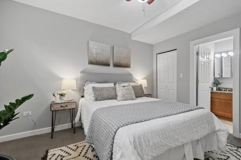 Tiny photo for 4638 N Albany Avenue #1E, Chicago, IL 60625 (MLS # 12555210)