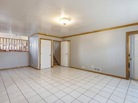 Tiny photo for 2010 WATERTOWER Place, Crest Hill, IL 60403 (MLS # 12741523)