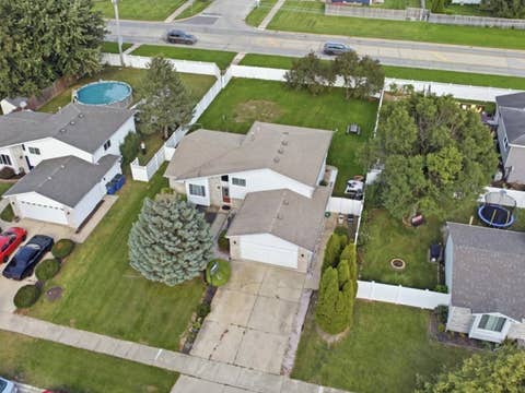 Tiny photo for 2010 WATERTOWER Place, Crest Hill, IL 60403 (MLS # 12741523)