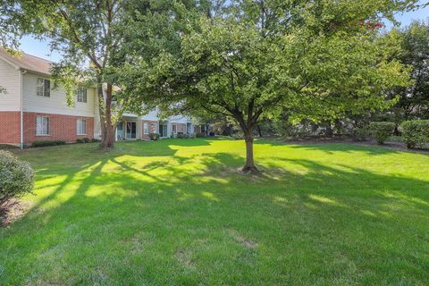 Tiny photo for 893 Nelli Court #101, Naperville, IL 60563 (MLS # 12470385)