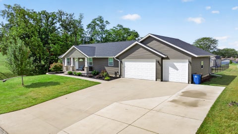 Tiny photo for 220 6th Street, Fulton, IL 61252 (MLS # 12763964)