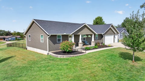 Tiny photo for 220 6th Street, Fulton, IL 61252 (MLS # 12763964)