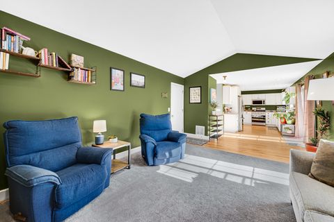 Tiny photo for 2105 Lawson Boulevard, Gurnee, IL 60031 (MLS # 12520778)