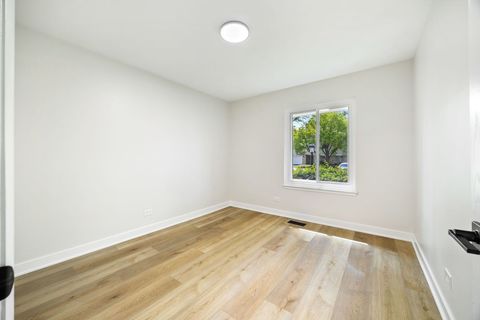Tiny photo for 435 Sandpiper Court #A, Aurora, IL 60504 (MLS # 12634061)