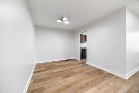 Tiny photo for 435 Sandpiper Court #A, Aurora, IL 60504 (MLS # 12634061)
