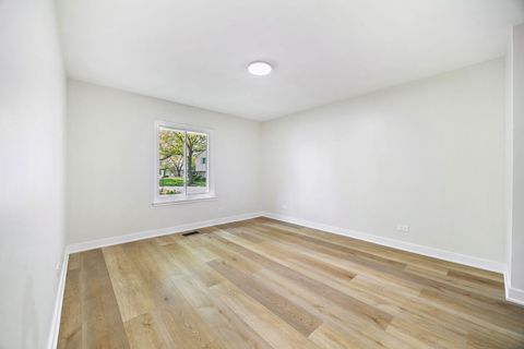 Tiny photo for 435 Sandpiper Court #A, Aurora, IL 60504 (MLS # 12634061)
