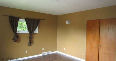 Tiny photo for 1518 W 10th Street, Davenport, IA 52804 (MLS # 12772077)