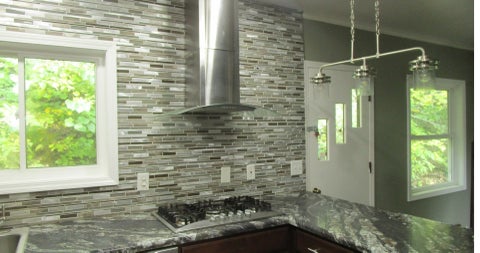 Tiny photo for 1518 W 10th Street, Davenport, IA 52804 (MLS # 12772077)