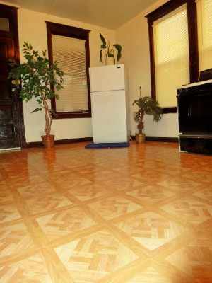 5243 S MAPLEWOOD Avenue