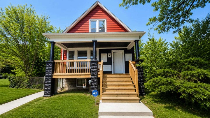 Photo 1 of 22 — 10504 S Lafayette Avenue, Chicago, IL 60628