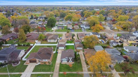 A home in Oak Lawn