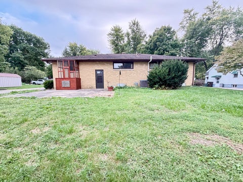 Tiny photo for 909 W Washington Street, Clinton, IL 61727 (MLS # 12744506)