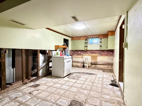 Tiny photo for 909 W Washington Street, Clinton, IL 61727 (MLS # 12744506)