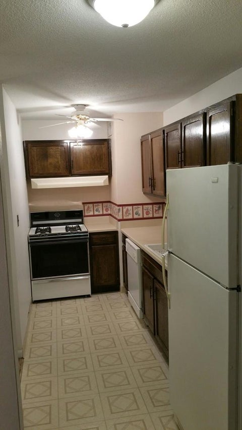 Tiny photo for 2200 S Stewart Avenue #1C, Lombard, IL 60148 (MLS # 12628063)