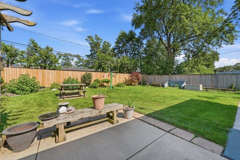 Tiny photo for 403 Hazelwood Lane, Glenview, IL 60025 (MLS # 12706530)