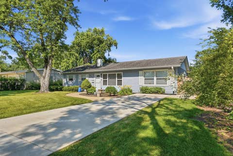 Tiny photo for 403 Hazelwood Lane, Glenview, IL 60025 (MLS # 12706530)