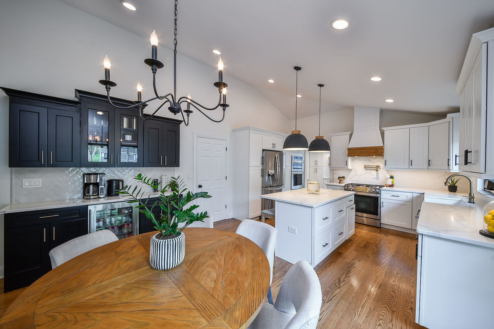 3N288 Bernice Drive