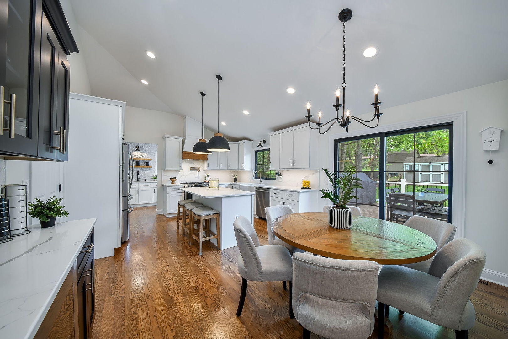 3N288 Bernice Drive