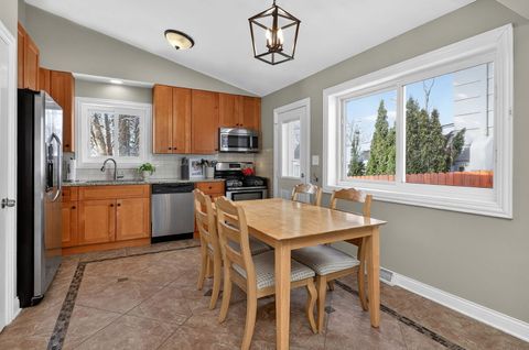 Tiny photo for 404 Lawrence Avenue, Glen Ellyn, IL 60137 (MLS # 12551843)