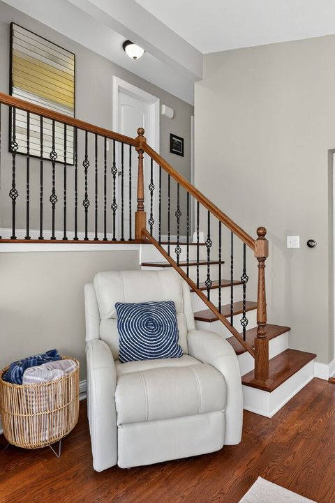 Tiny photo for 404 Lawrence Avenue, Glen Ellyn, IL 60137 (MLS # 12551843)