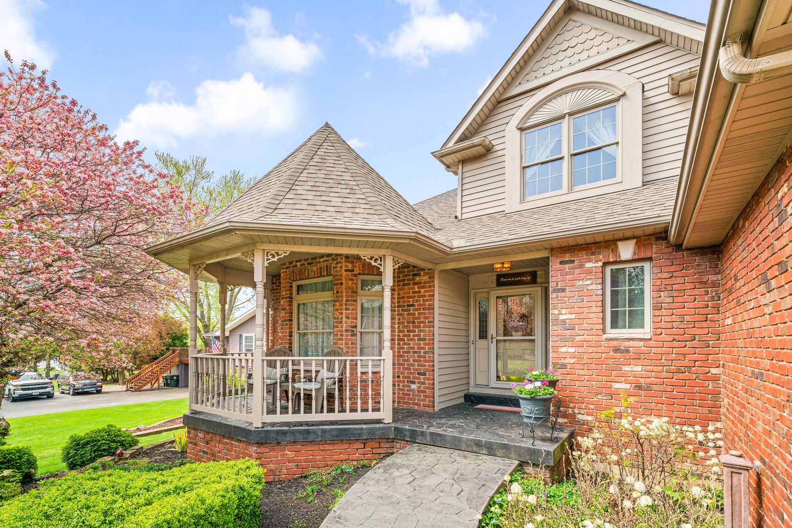 549 Beachview Drive