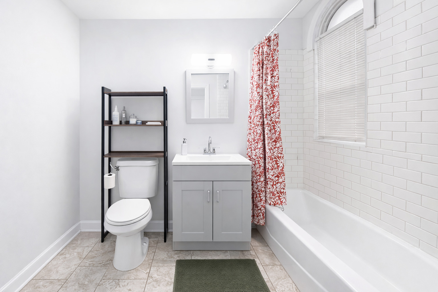 3449 N Elaine Place 101