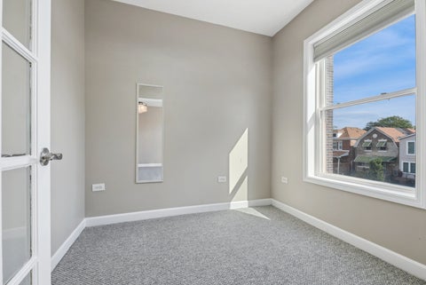Tiny photo for 6624 S University Avenue, Chicago, IL 60637 (MLS # 12721355)