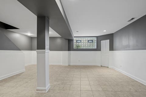 Tiny photo for 6624 S University Avenue, Chicago, IL 60637 (MLS # 12721355)