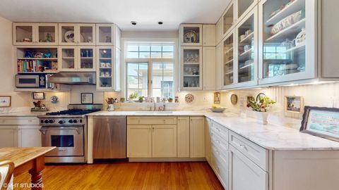 Tiny photo for 1009 N Oak Park Avenue, Oak Park, IL 60302 (MLS # 12494423)