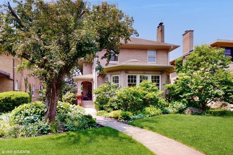 Photo of 1009 N Oak Park Avenue, Oak Park, IL 60302 (MLS # 12494423) Photo of 1009 N Oak Park Avenue, Oak Park, IL 60302 (MLS # 12494423)